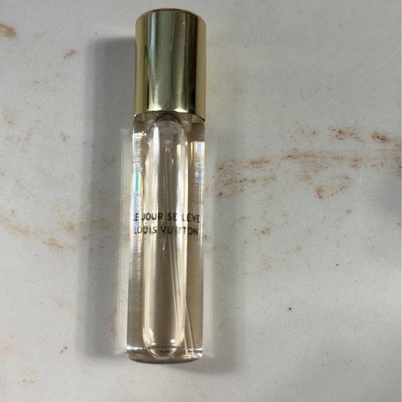 Louis Vuitton travel size perfume - Picture 2 of 3